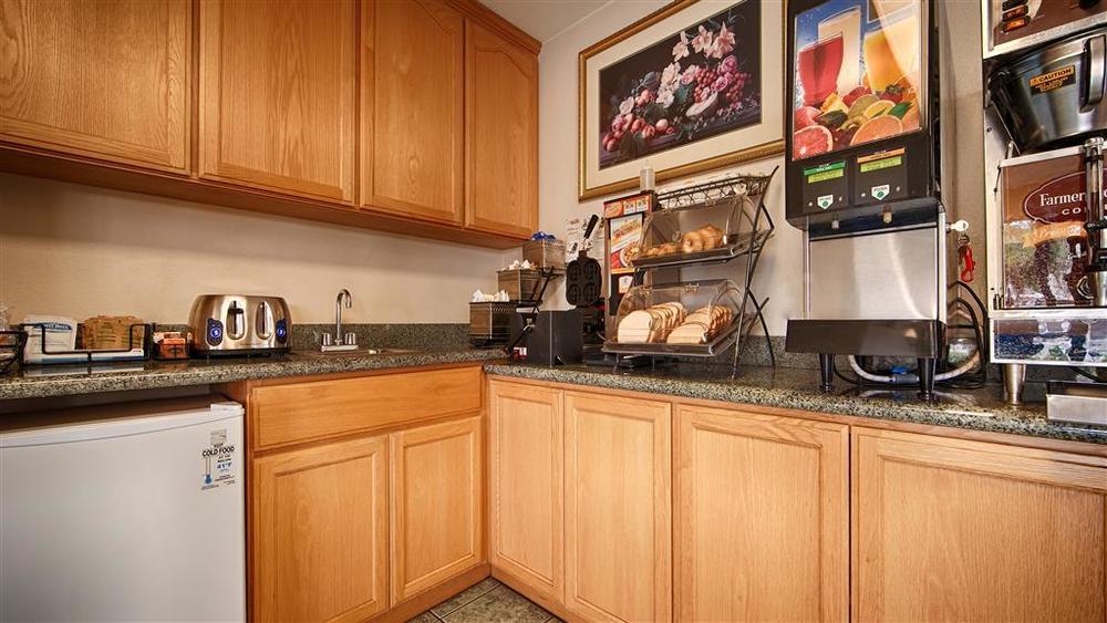Cloverdale Wine Country Inn & Suites Restaurante foto
