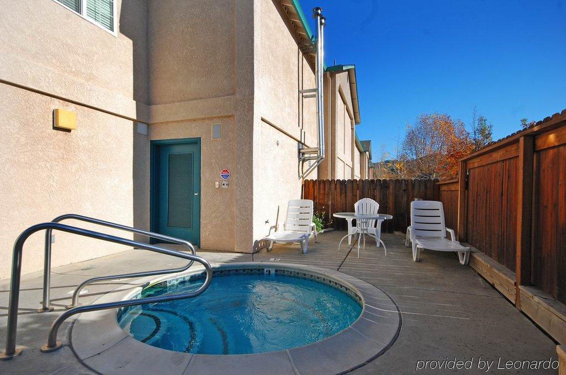 Cloverdale Wine Country Inn & Suites Instalações foto