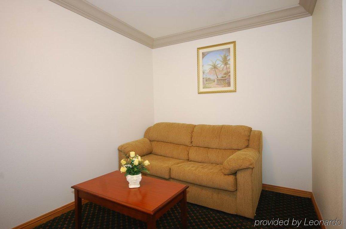 Cloverdale Wine Country Inn & Suites Quarto foto